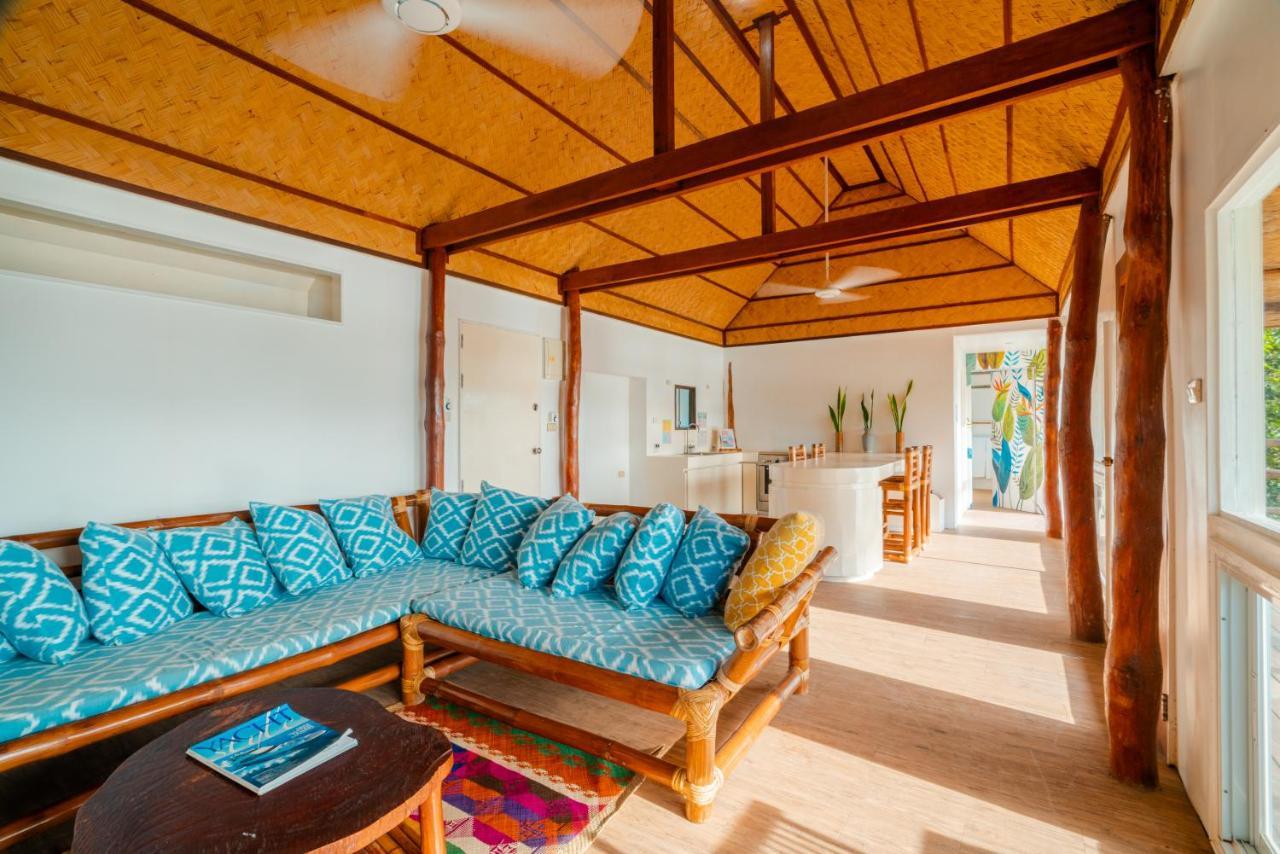 Marina del Sol Resort&Yacht Club Busuanga Buitenkant foto